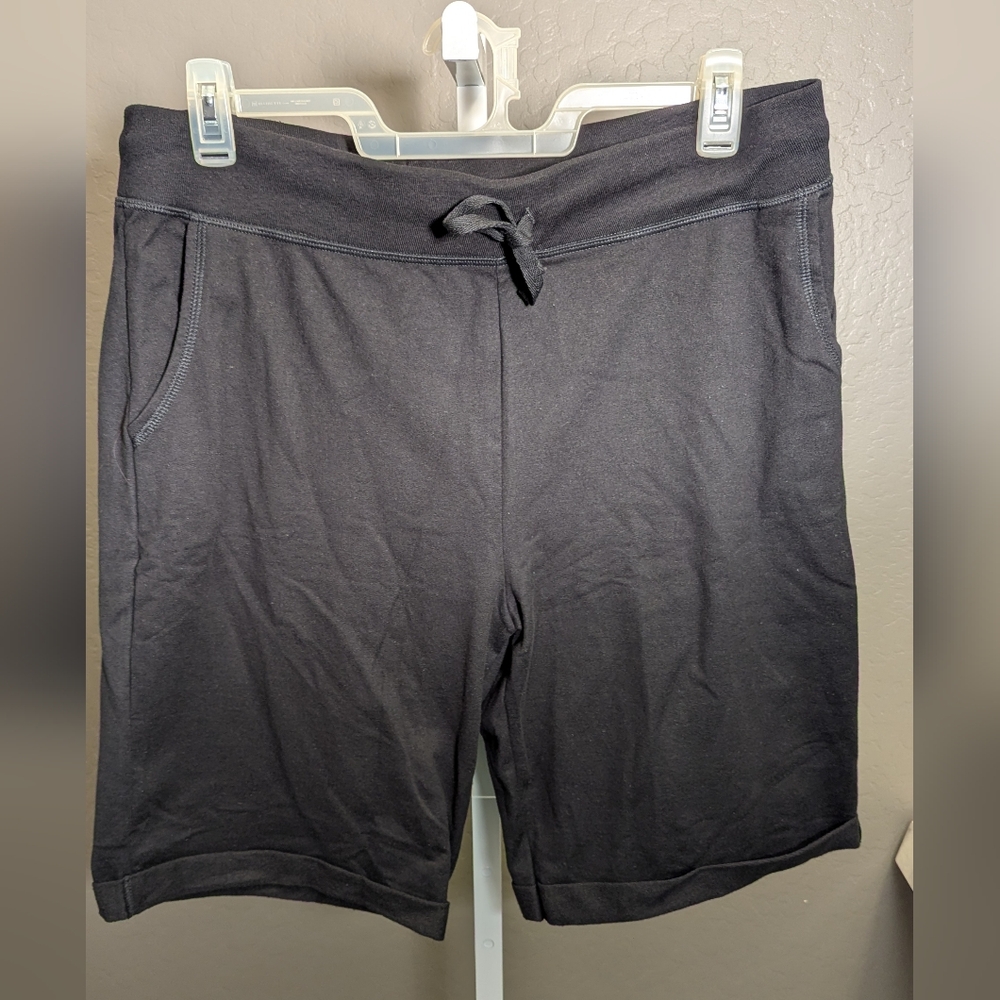 Hanes Black Athletic Shorts with Elastic & Drawstring Waistband XL